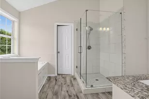 2740 Lake Commons Ct, Snellville, GA 30078 - Photo 22
