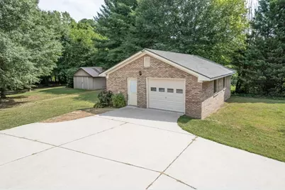 4640 Spot Road, Cumming, GA 30040 - Photo 4