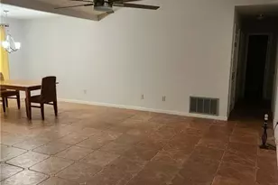 881 June Ct, Jonesboro, GA 30238 - Photo 6
