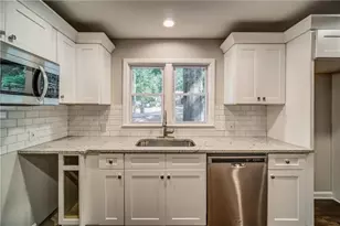 6429 Gordon St, Lithia Springs, GA 30122 - Photo 6