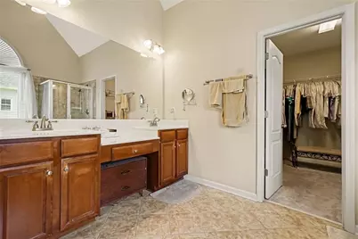 1935 Heritage Green Drive, Marietta, GA 30064 - Photo 12