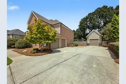 2048 Keeling Mill Terrace SW, Grayson, GA 30017 - Photo 2