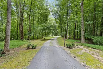 1555 Maple Ridge Drive, Loganville, GA 30052 - Photo 34