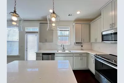 5855 Radford Loop, Fairburn, GA 30213 - Photo 8
