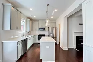 5855 Radford Loop, Fairburn, GA 30213 - Photo 6
