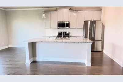 2005 Manor Pointe Drive, Cumming, GA 30041 - Photo 2
