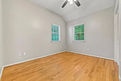 1009 Cobb Place Manor Drive, Marietta, GA 30066 - Photo 12