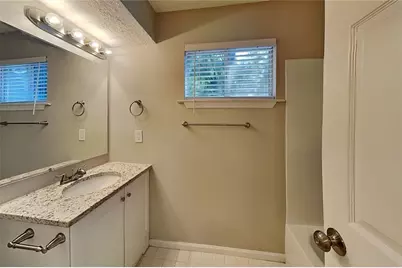 1009 Cobb Place Manor Drive, Marietta, GA 30066 - Photo 16