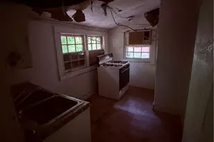 984 Sims Ave NW, Atlanta, GA 30318 - Photo 10