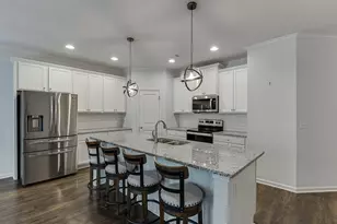 5634 Parkview Ln, Flowery Branch, GA 30542 - Photo 4