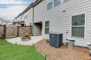 5634 Parkview Ln, Flowery Branch, GA 30542 - Photo 36