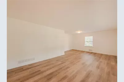 3532 Dial Dr, Stone Mountain, GA 30083 - Photo 6