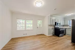 3532 Dial Dr, Stone Mountain, GA 30083 - Photo 14