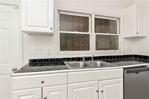 56 Vanira Ave SE, Atlanta, GA 30315 - Photo 4