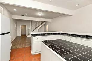 56 Vanira Ave SE, Atlanta, GA 30315 - Photo 6