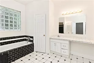 56 Vanira Ave SE, Atlanta, GA 30315 - Photo 12