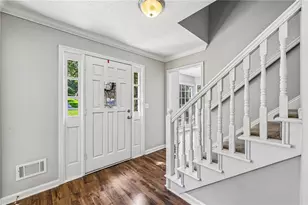 4106 Vicksburg Dr, Lawrenceville, GA 30044 - Photo 2