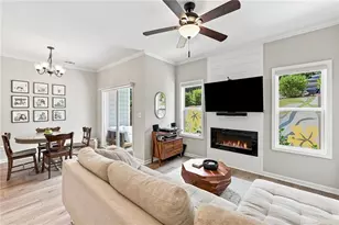 1489 Bluff Valley Cir, Gainesville, GA 30504 - Photo 2