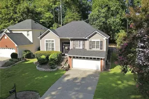 8965 Club River Dr, Roswell, GA 30076 - Photo 4