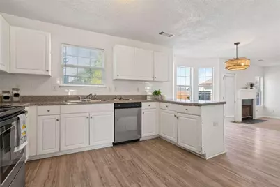 6062 Lamp Post Place, Atlanta, GA 30349 - Photo 18