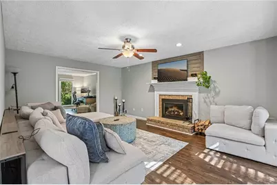2068 Signal Ridge Chase NW, Kennesaw, GA 30152 - Photo 6