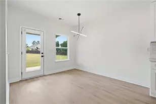 685 S Jeff Davis Dr, Fayetteville, GA 30215 - Photo 16
