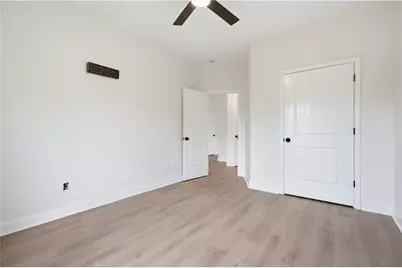 685 S Jeff Davis Drive, Fayetteville, GA 30215 - Photo 18