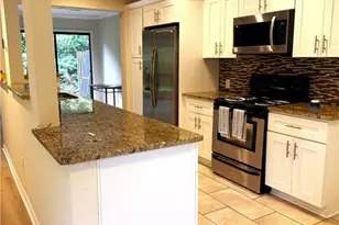 6400 Hawthorne Terrace, Peachtree Corners, GA 30092 - Photo 4
