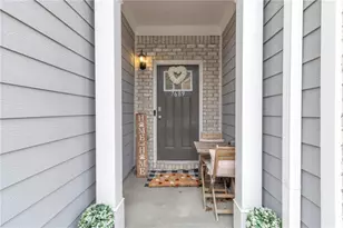 7689 Baron Rd, Fairburn, GA 30213 - Photo 2