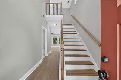 1717 Hilton Ridge Court, Lithonia, GA 30058 - Photo 4
