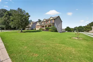 3952 Ivy Gate Dr, Buford, GA 30519 - Photo 2
