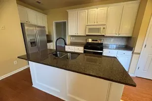 11385 Findley Chase Ct, Johns Creek, GA 30097 - Photo 8