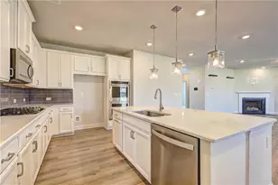 188 Blue Iris Ct, Winder, GA 30680 - Photo 6