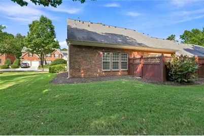10 Hemingbrough Way, Johns Creek, GA 30022 - Photo 38