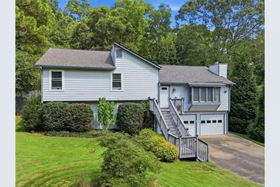 5045 Ravenwood Drive, Marietta, GA 30066 - Photo 2