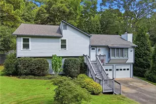 5045 Ravenwood Dr, Marietta, GA 30066 - Photo 2