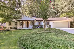 1837 Chancery Ln, Atlanta, GA 30341 - Photo 4