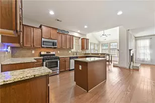 2715 Lansing Ln, Cumming, GA 30041 - Photo 12