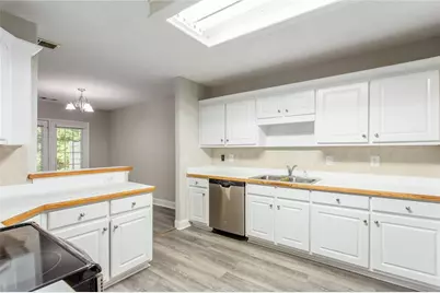 3170 Glenloch Place, Lawrenceville, GA 30044 - Photo 10