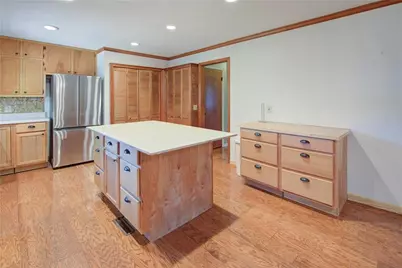 120 Windy Hill Drive, Alpharetta, GA 30004 - Photo 2
