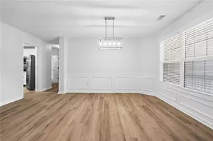 4293 Parks Ridge Dr SW, Snellville, GA 30039 - Photo 6