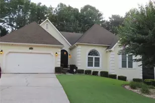 2785 Autumn Lake Ln, Decatur, GA 30034 - Photo 2