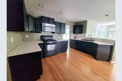 2737 Crestworth Lane, Buford, GA 30519 - Photo 2