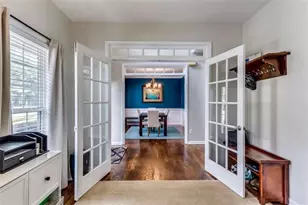 624 Lantern Park Ln, Scottdale, GA 30079 - Photo 6