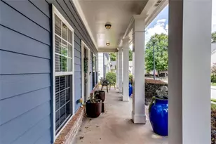624 Lantern Park Ln, Scottdale, GA 30079 - Photo 2
