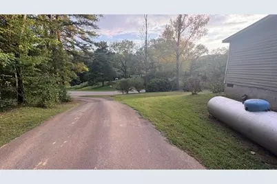 1792 Hwy 136 West, Talking Rock, GA 30175 - Photo 10