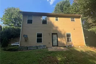 5870 Habitat Dr, Gainesville, GA 30506 - Photo 8