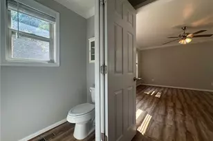 5870 Habitat Dr, Gainesville, GA 30506 - Photo 16