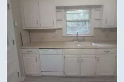 3000 Wilson Road, Decatur, GA 30033 - Photo 6