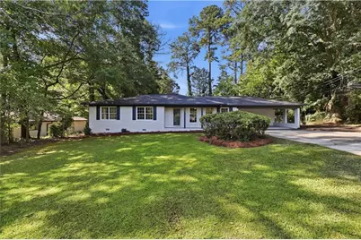 169 Robinhood Drive, Newnan, GA 30263 - Photo 2